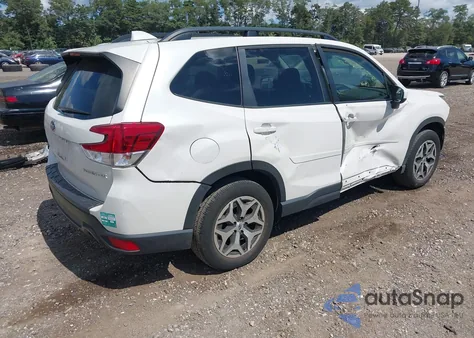 2021 Subaru Forester Premium из США, поврежденный, VIN JF2SKAJC2MH546003